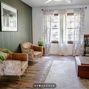 Floral Patterned curtain set of two (4)